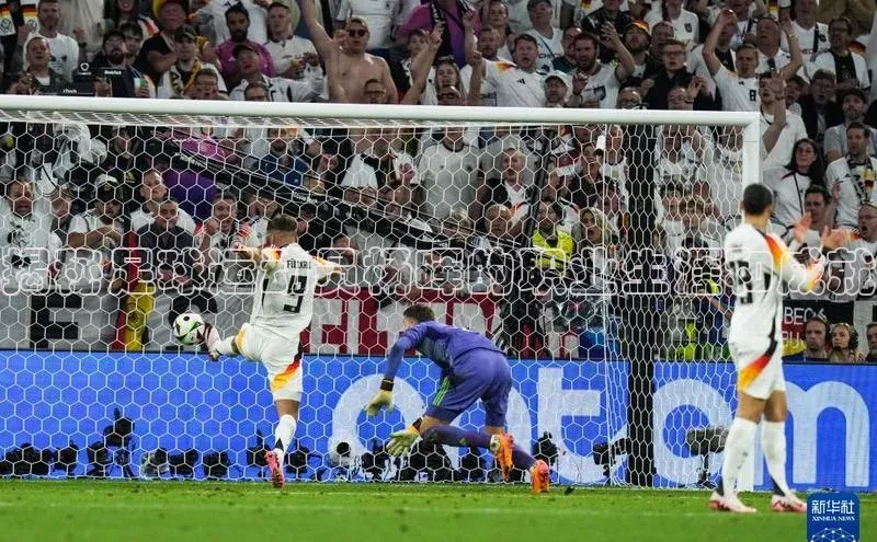 新宝gg—创造奇迹登录百度 H5揭秘足球运动员杨晖的职业生涯和成就